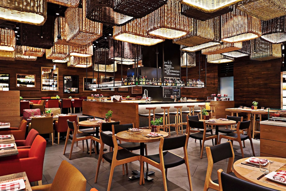 Kempinski Hotel Mall of the Emirates 36/50