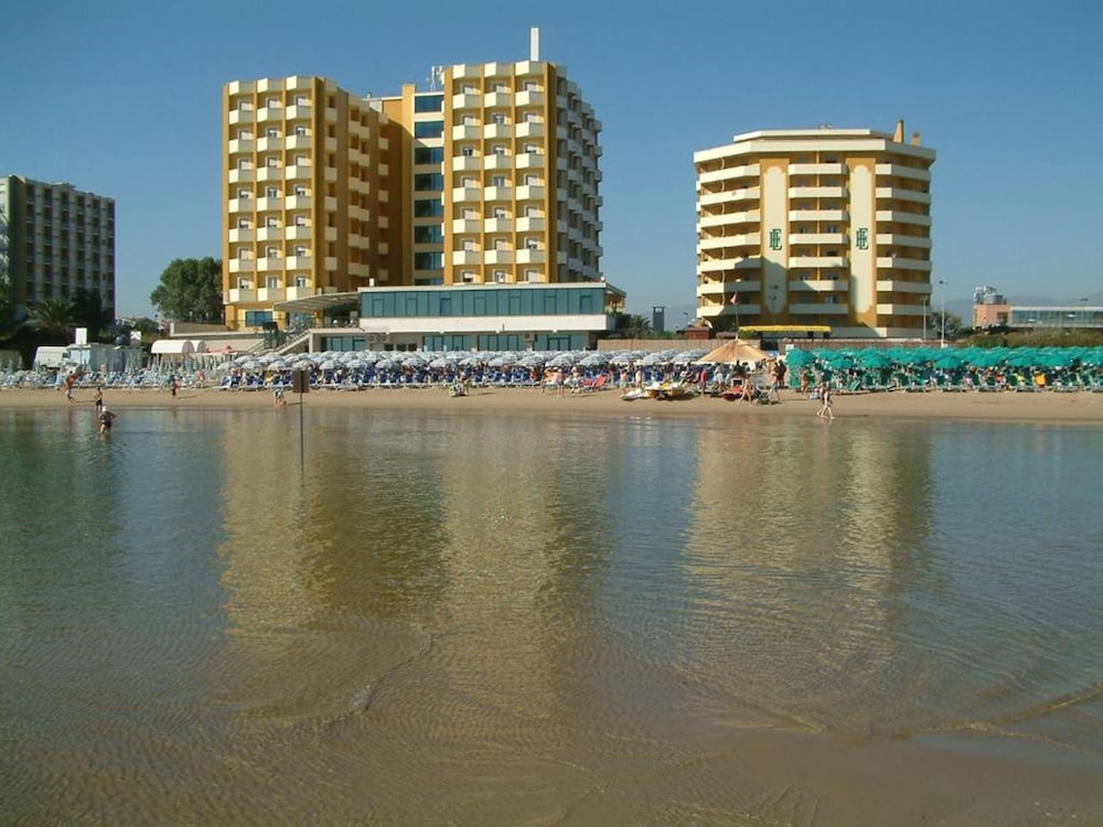 Grand Hotel Montesilvano 43/50