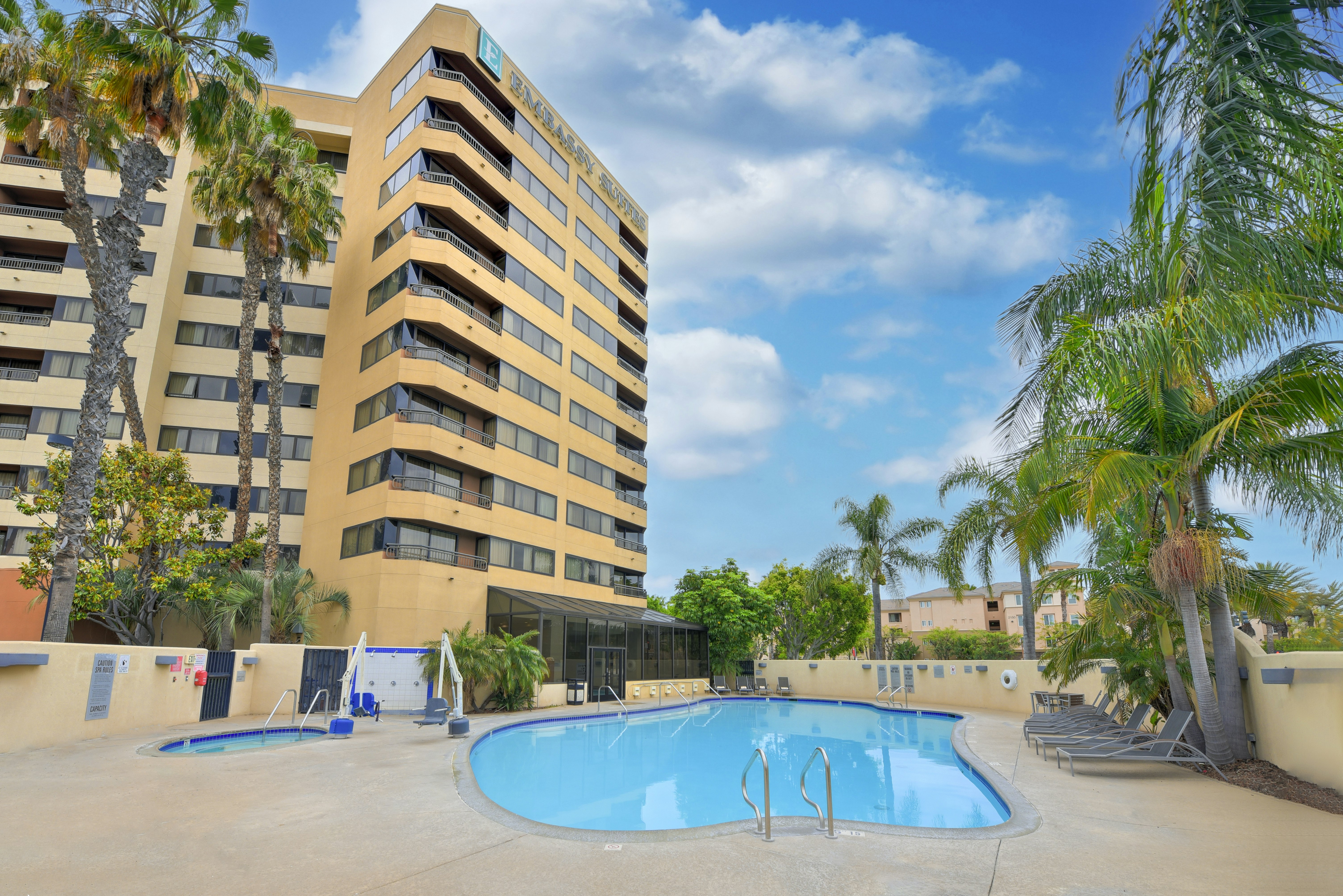 Embassy Suites by Hilton Anaheim Orange 59/61