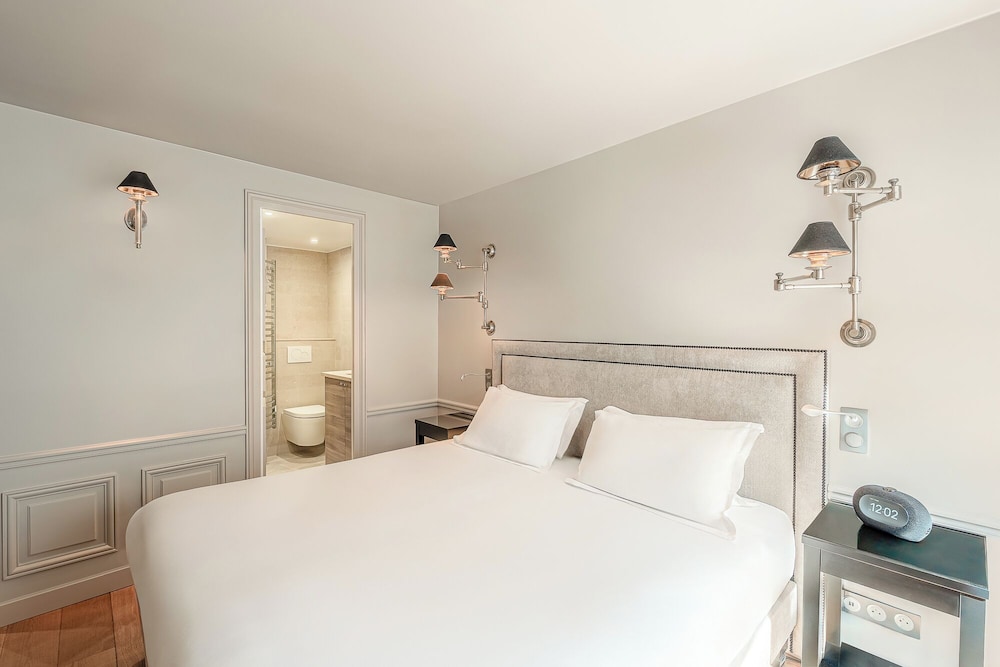 Superior, Twin Beds, Residence des Arts 2/10