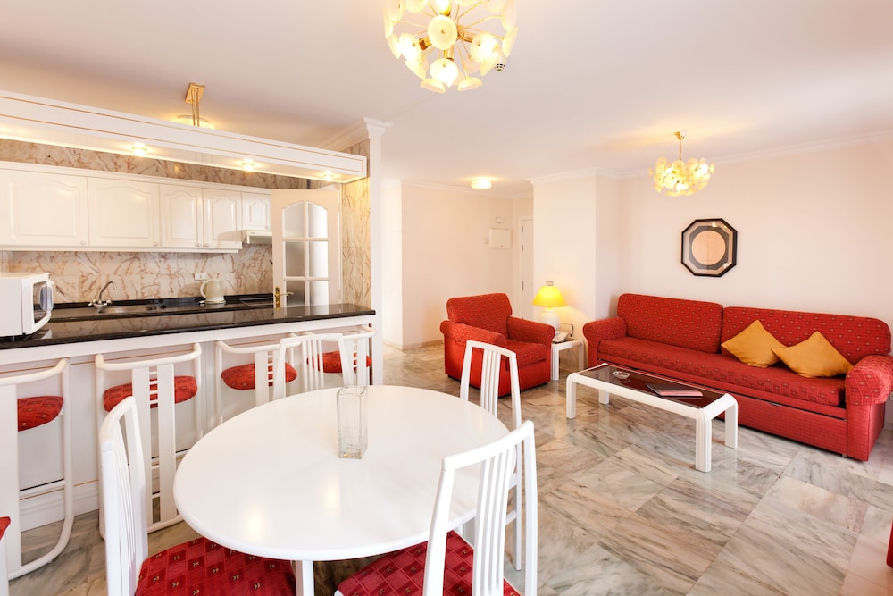 Apartamentos Casablanca 35/42