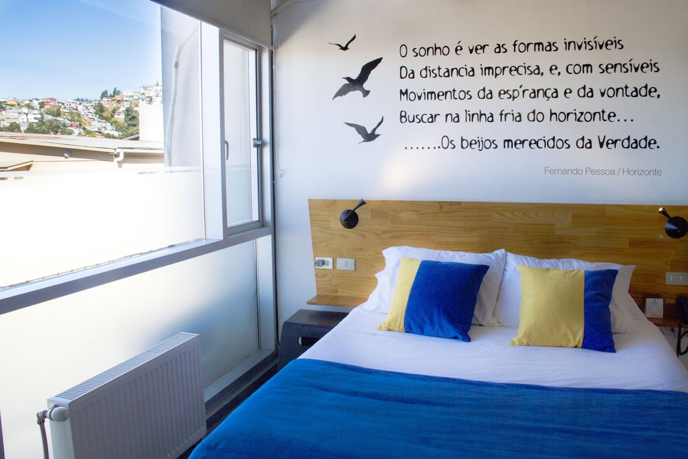 Verso Hotel 17/50