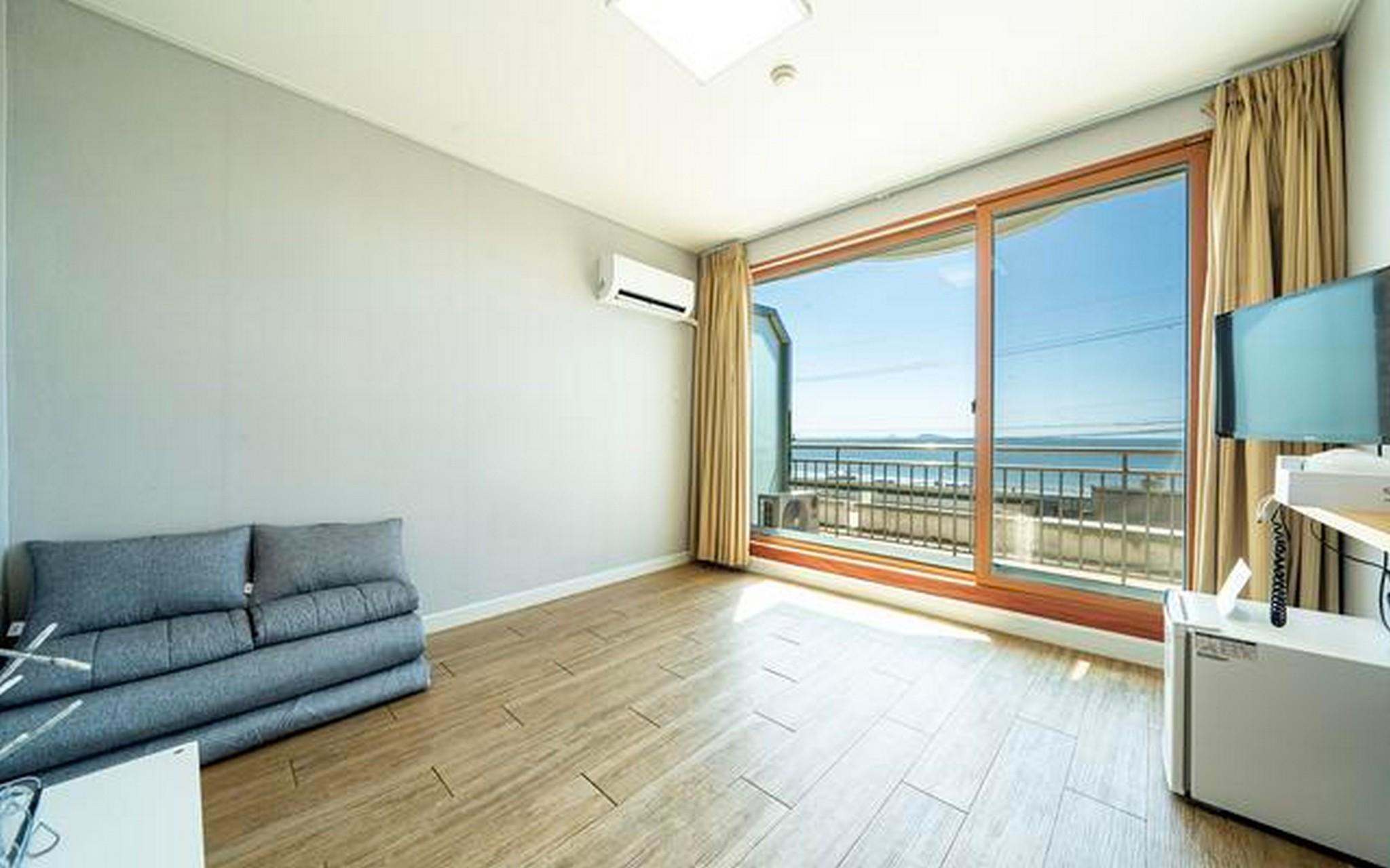 Ondol, Standard, Sea View
