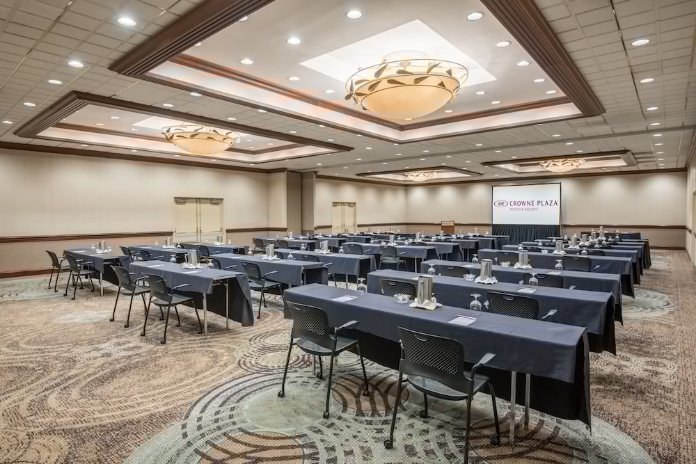 Crowne Plaza Hotel Knoxville Downtown University 63/81
