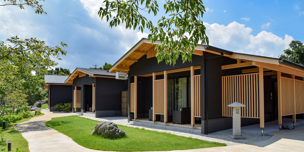Auberge Yusura 46/50