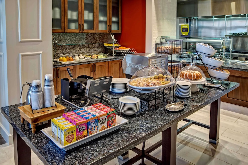 HILTON GARDEN INN NASHVILLE BRENTWOOD 49/75