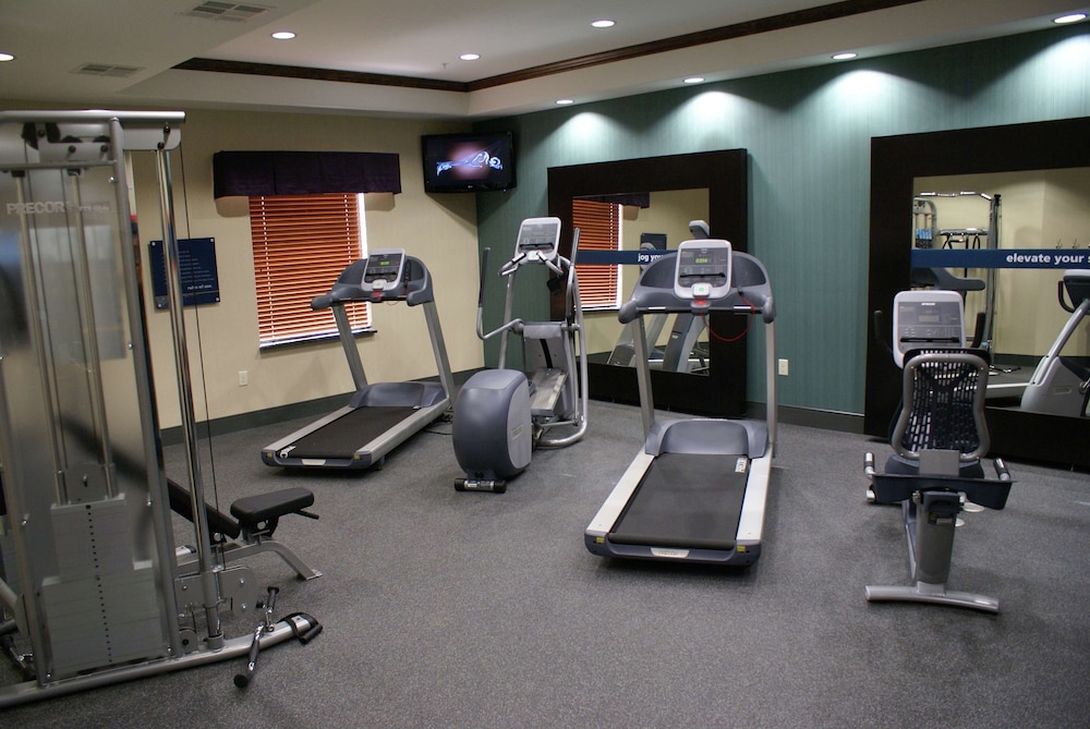Hampton Inn Suites Center TX 19/30