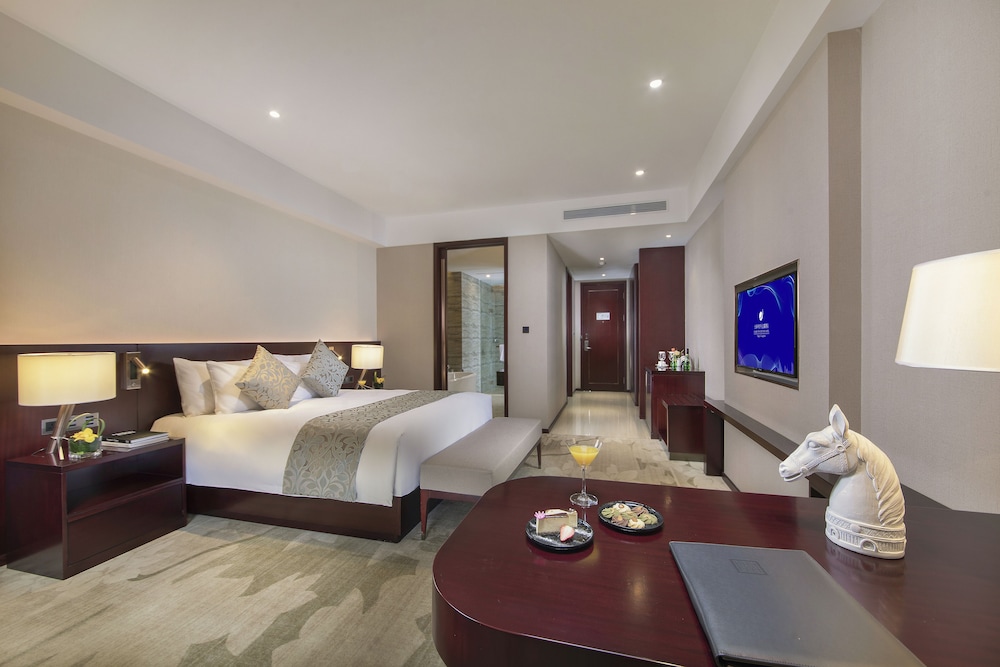 Huayou New Century Grand Hotel 15/50