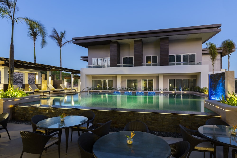 Belmont Hotel Boracay in BORACAY