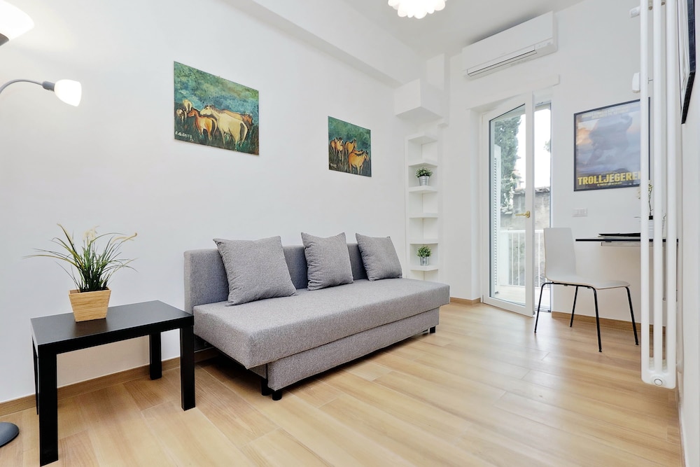 Cozy Domar - My Extra Home 15/33