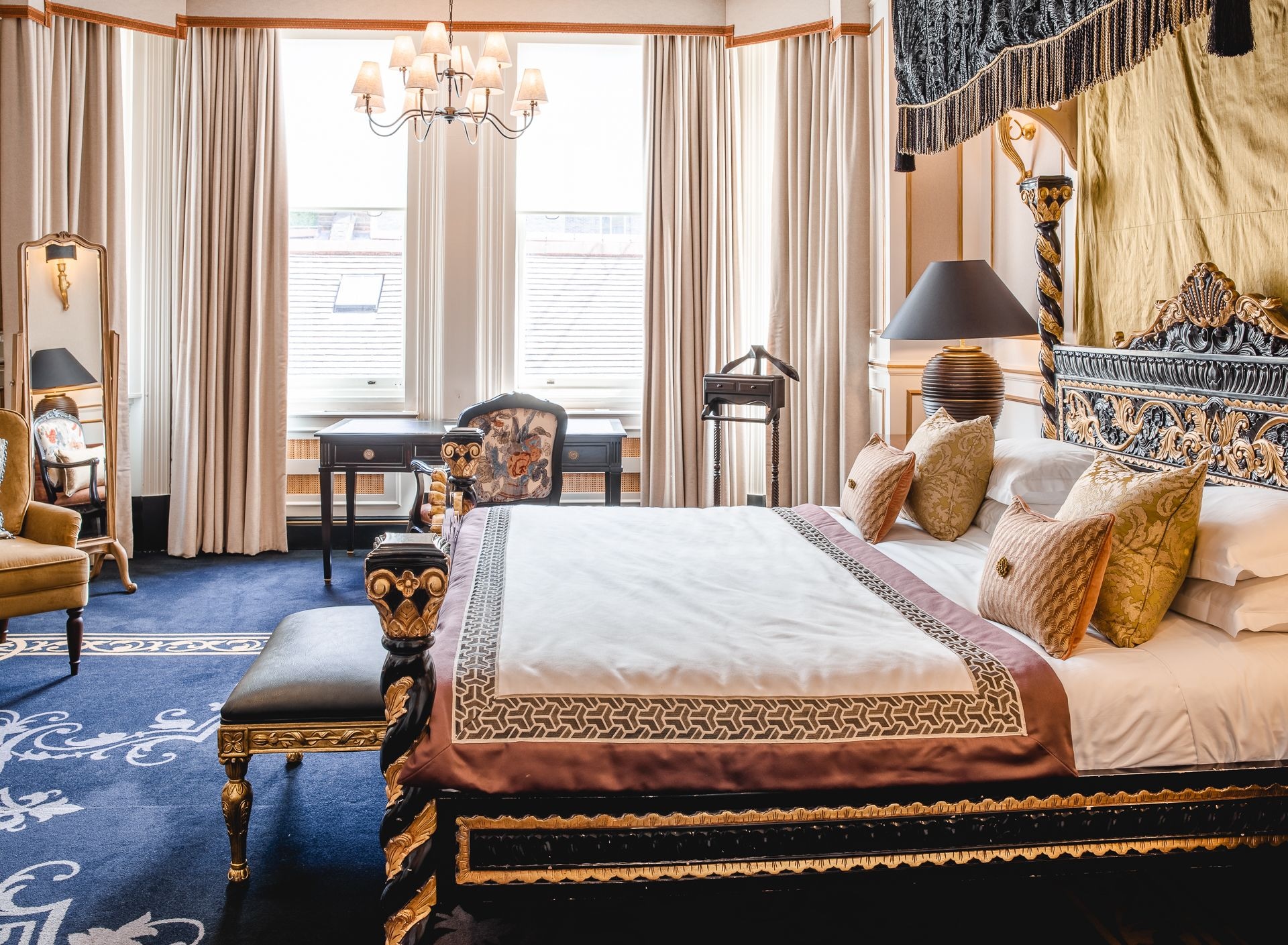 Gardens, Suite, King Bed