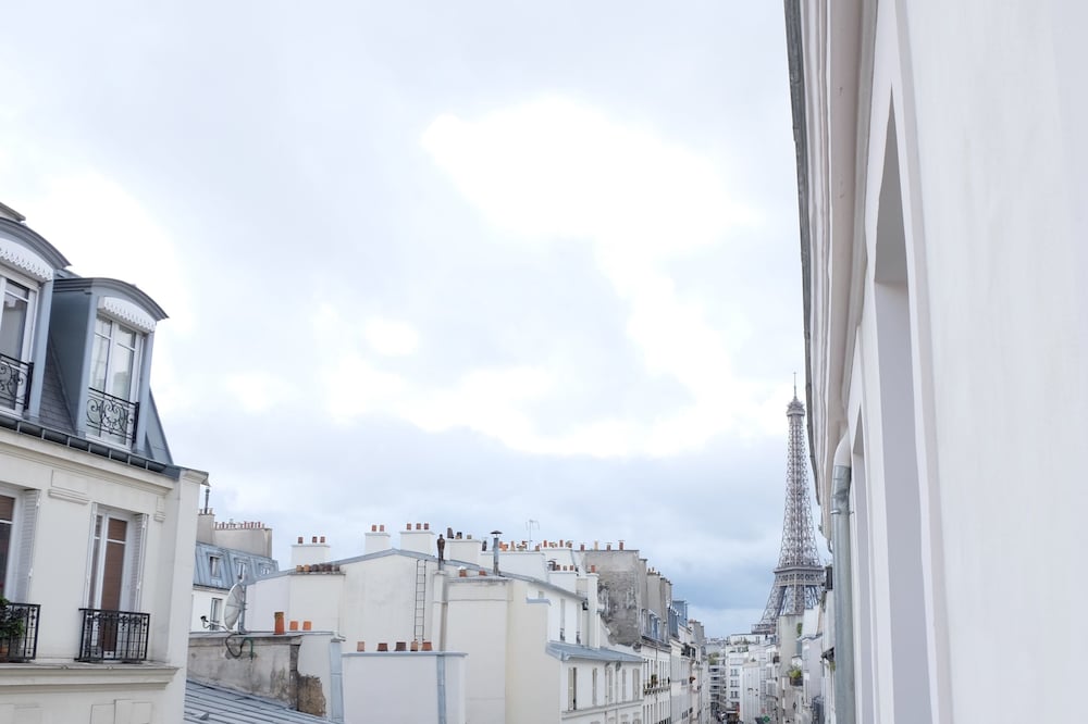 Hotel Saint Dominique 28/37
