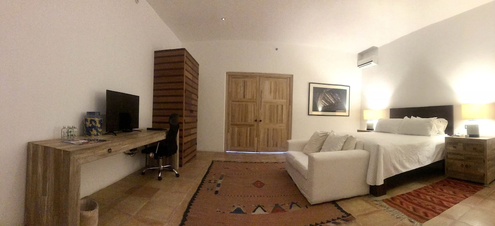 Hotel Boutique Casareyna 43/67