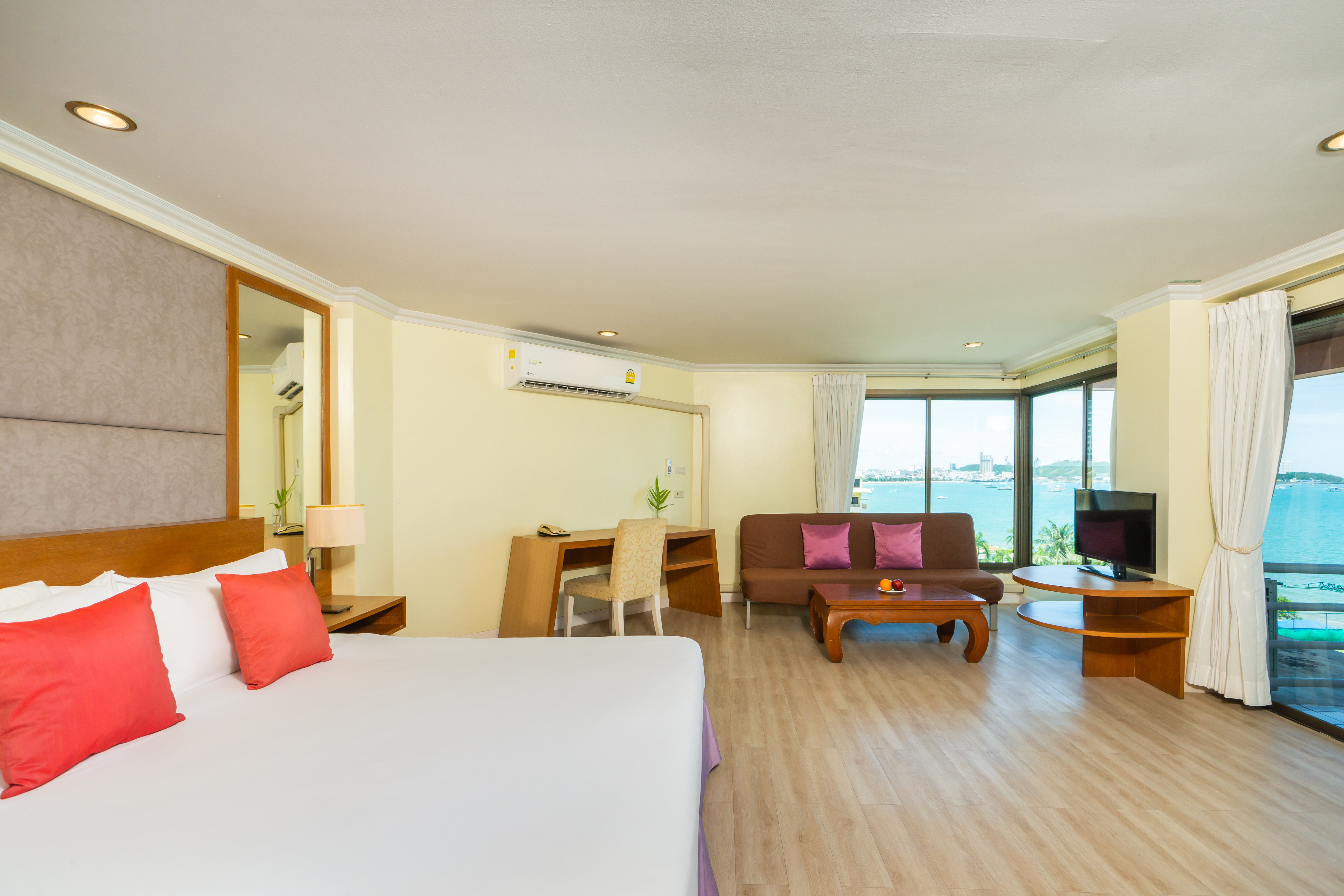 DELUXE SEAVIEW DOUBLE