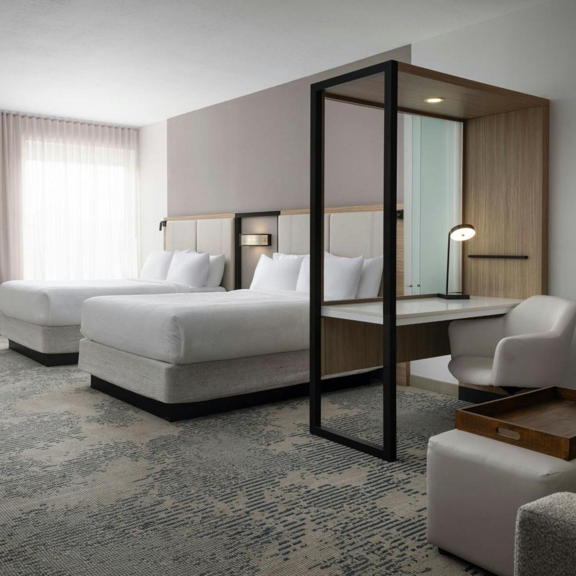 Suite, 2 Queen Beds, Trundle Bed, Sofa