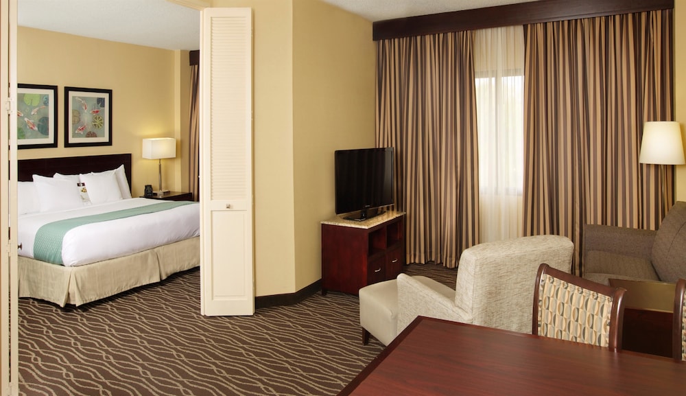 DoubleTree Suites by Hilton Raleigh - Durham 21/82