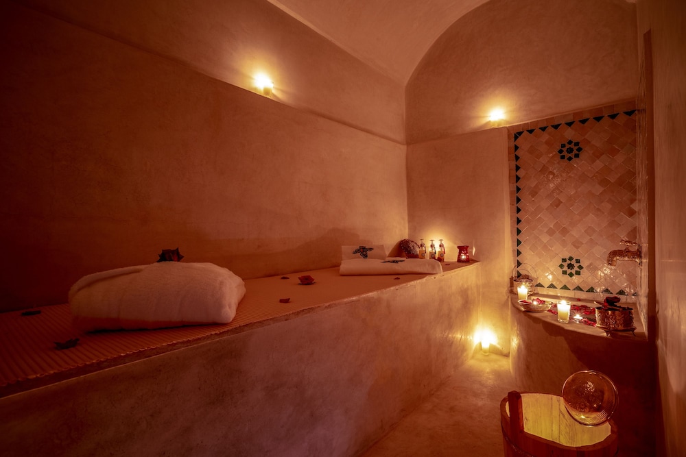Riad Lumiere D Orient 34/73