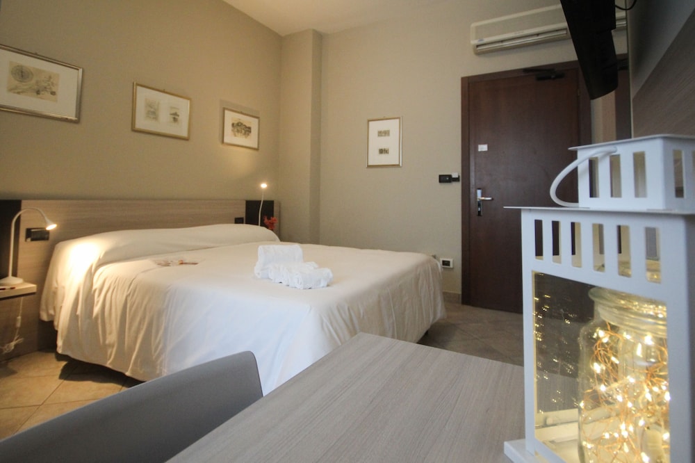 Hotel Gran Torino 19/72