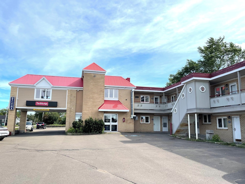 Thriftlodge By Wyndham Moncton 47/57