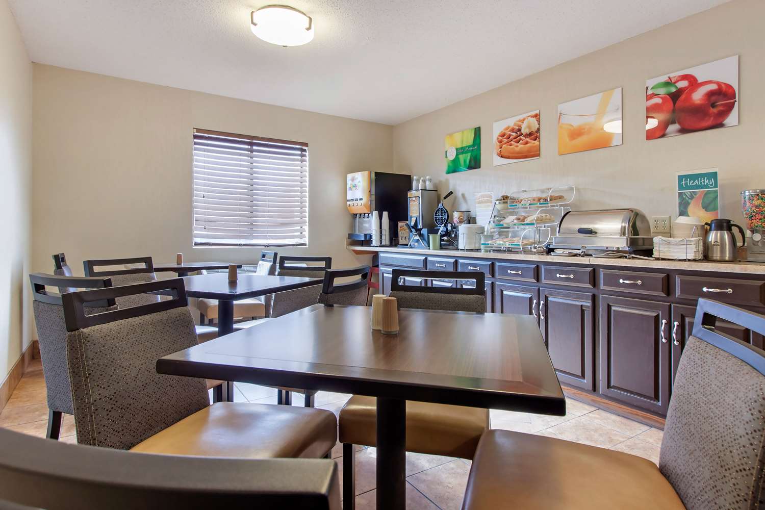 Quality Inn Hays I-70 7/8
