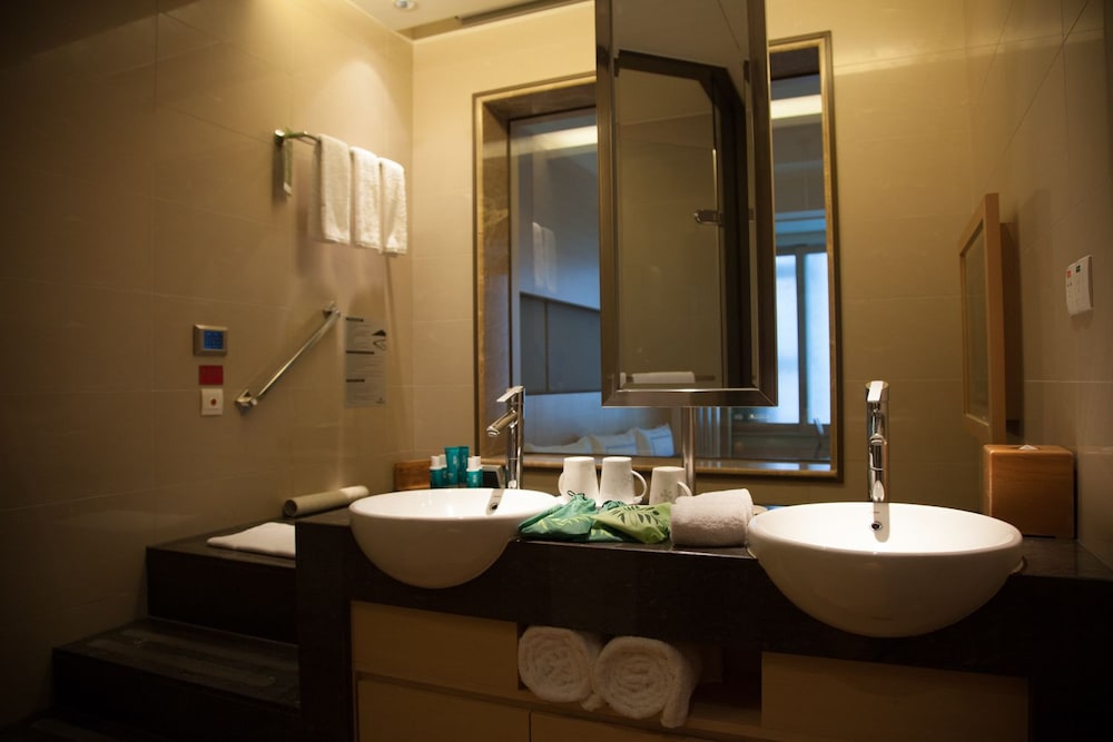 Evergreen Resort Hotel Jiaosi 19/70