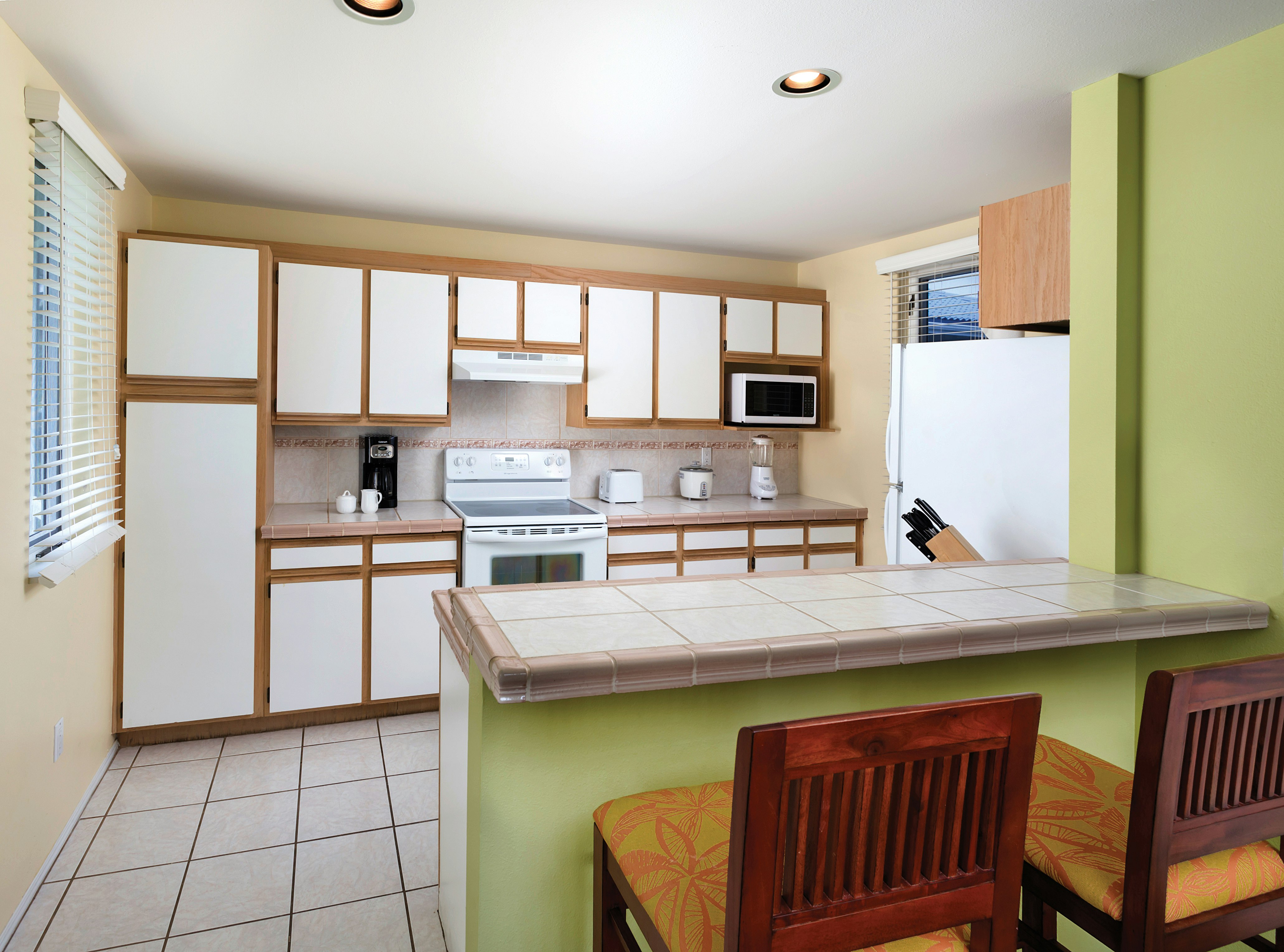 1 BEDROOM, CONDO