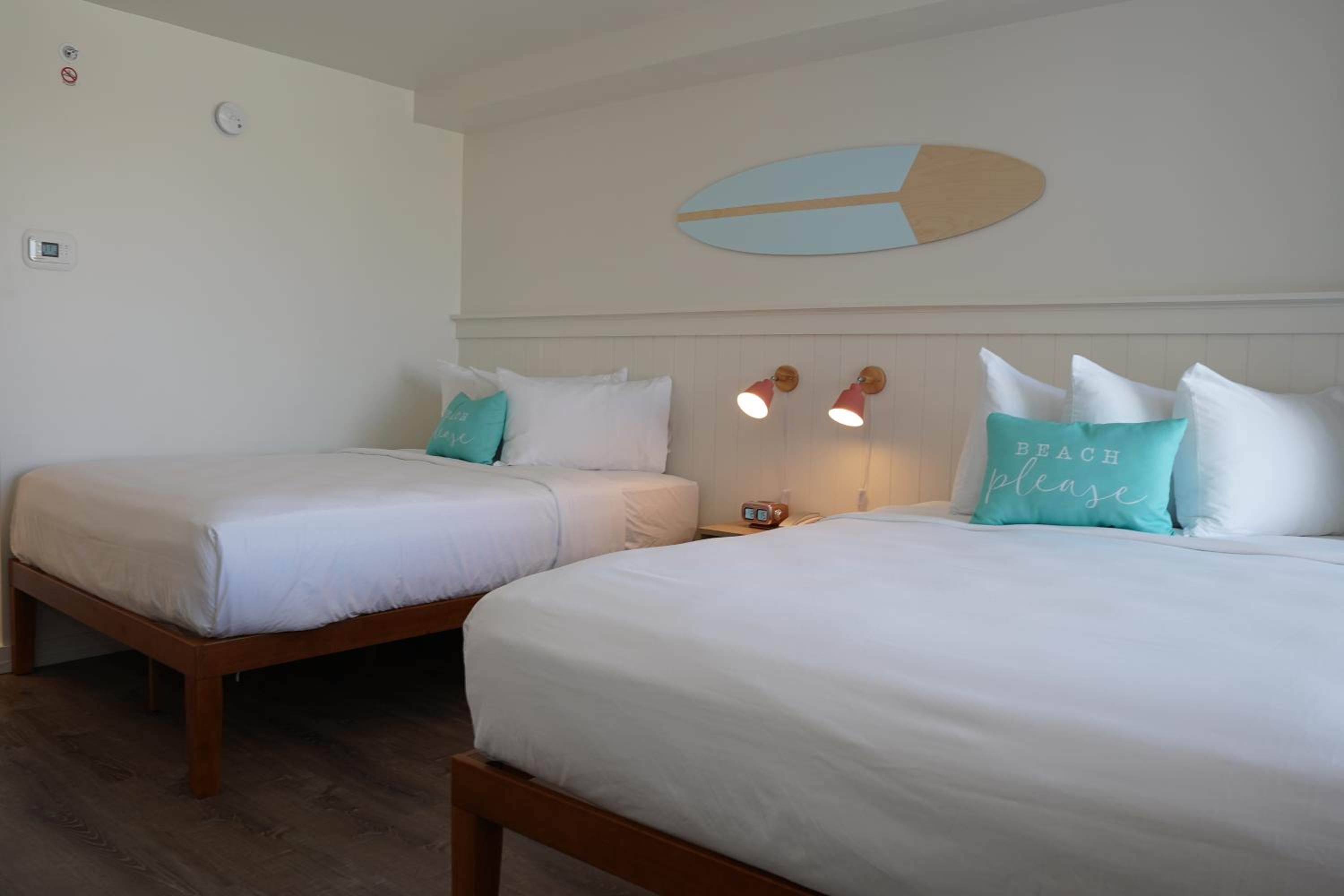 Suite, 2 Queen Beds, Interior View, Ocean Tower