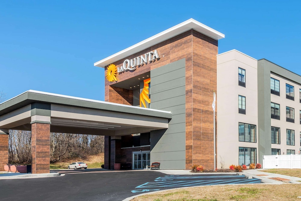 La Quinta Inn & Suites by Wyndham Aberdeen-APG 3/34