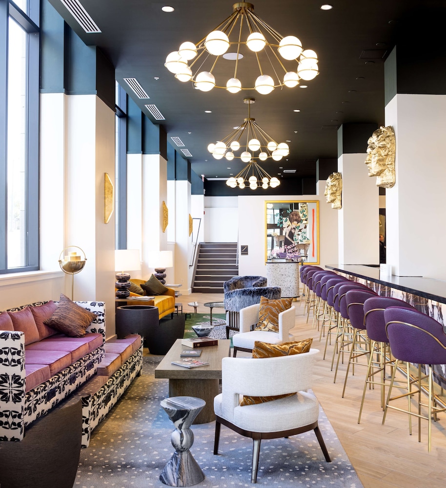 The Kelly Birmingham, Tapestry Collection By Hilton 47/56