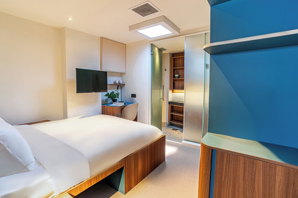 Hotel Clover 33 Jalan Sultan 10/33