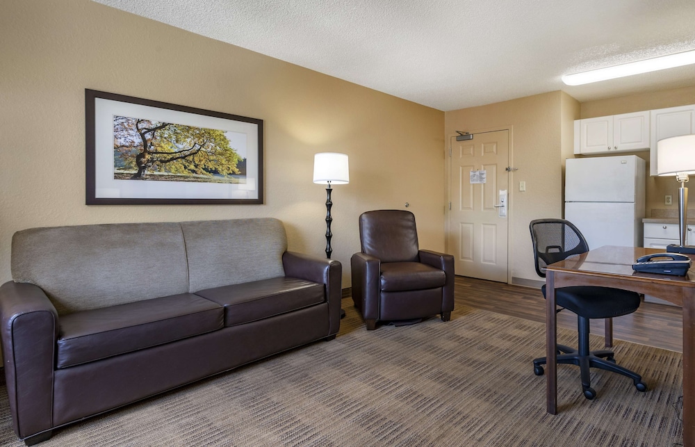 Extended Stay America Orlando Maitland 1776 Pembrook Dr 30/54