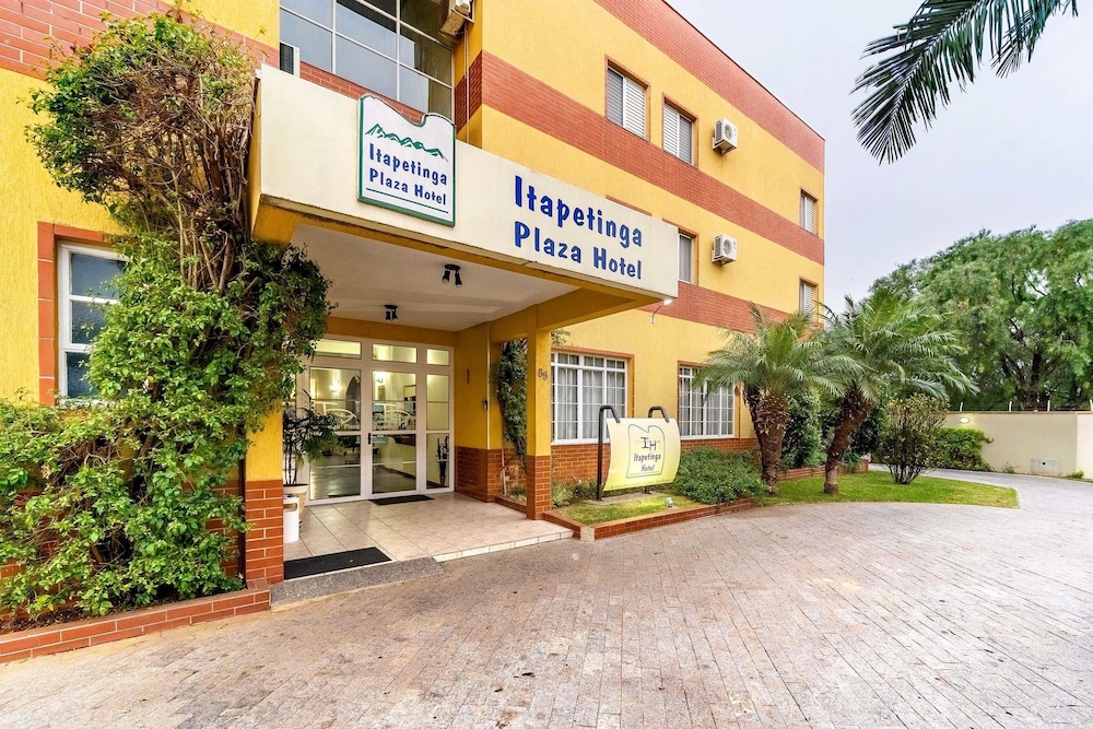 Itapetinga Hotel 50/61