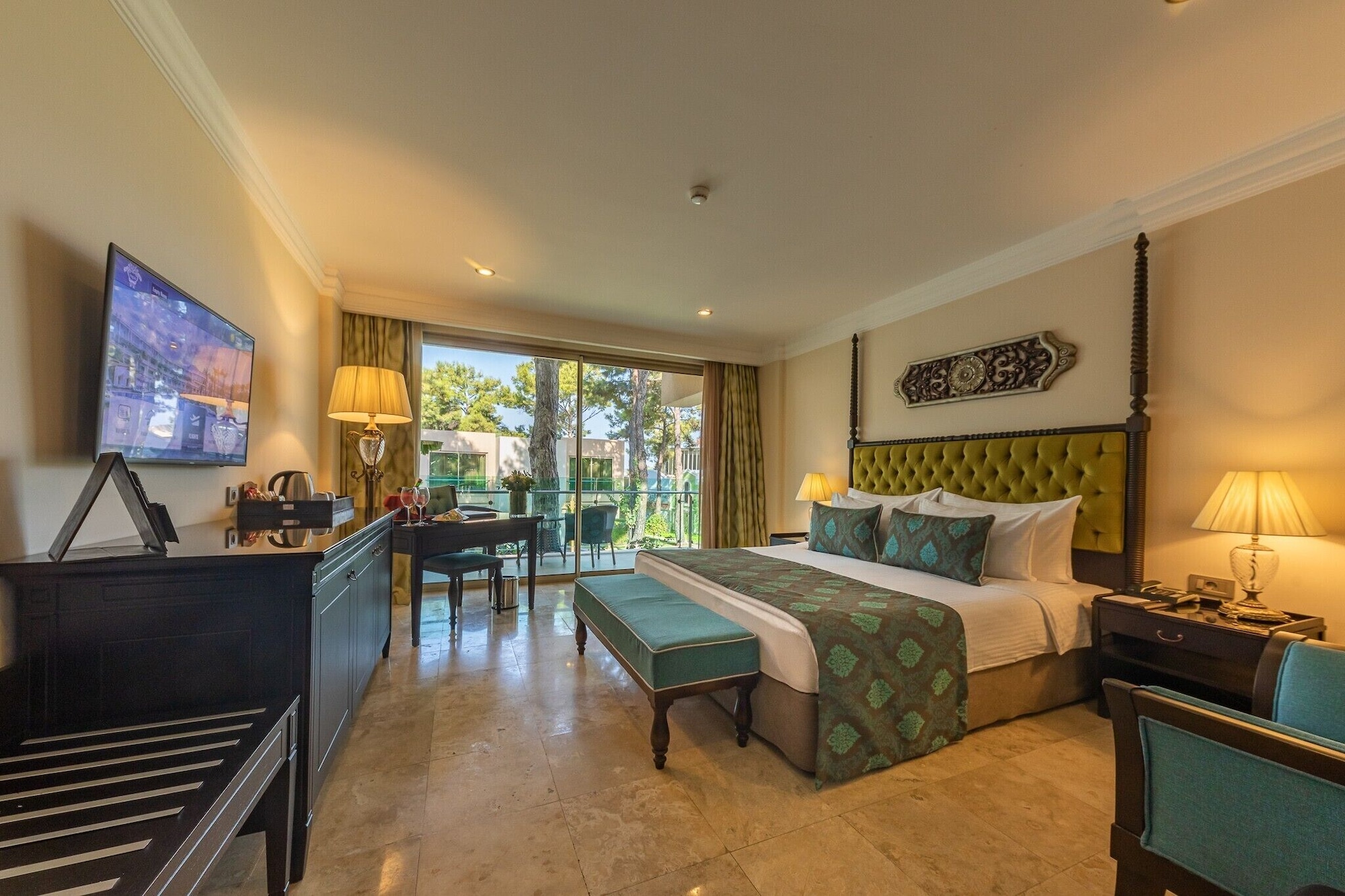 جناح عائلي بسرير مزدوج وسرير فردي بإطلالة على الحديقة، Vogue Hotel Supreme Bodrum 3/8