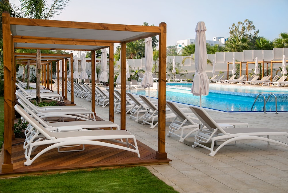 Vangelis Hotel Apartments 15/72