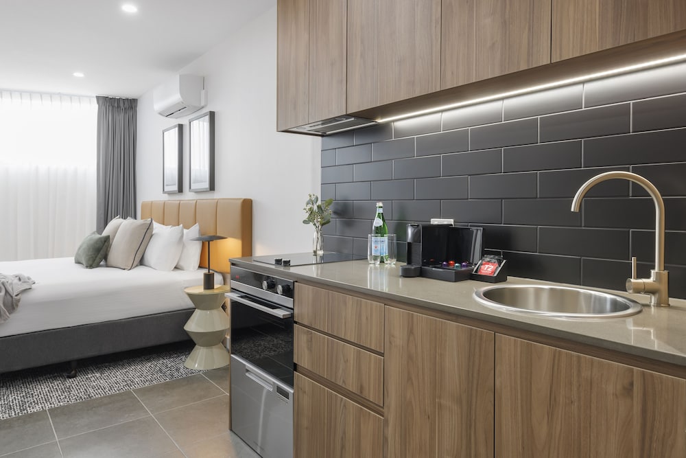 Punthill Essendon North Apartment Hotel 36/36