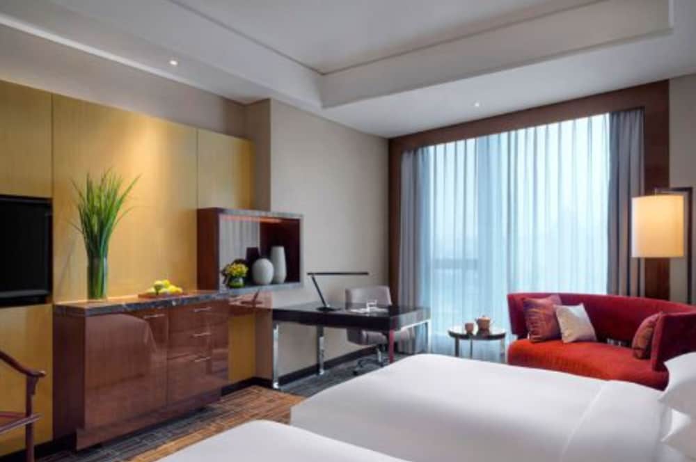 Hyatt Regency Jinan 18/54
