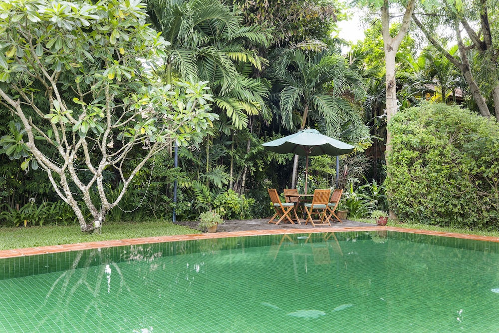 Amatao Tropical Residence 40/50