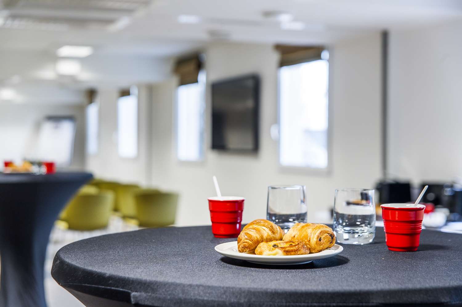 Best Western Plus Paris Velizy 27/54