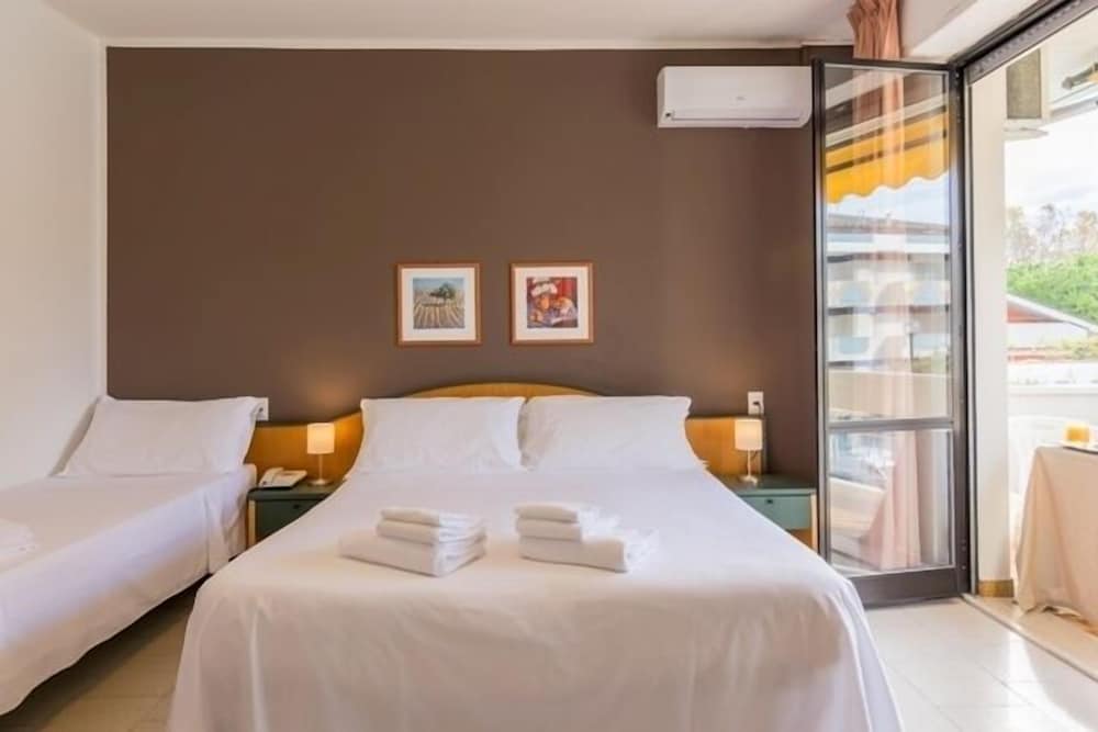 HOTEL SOLE 7/52