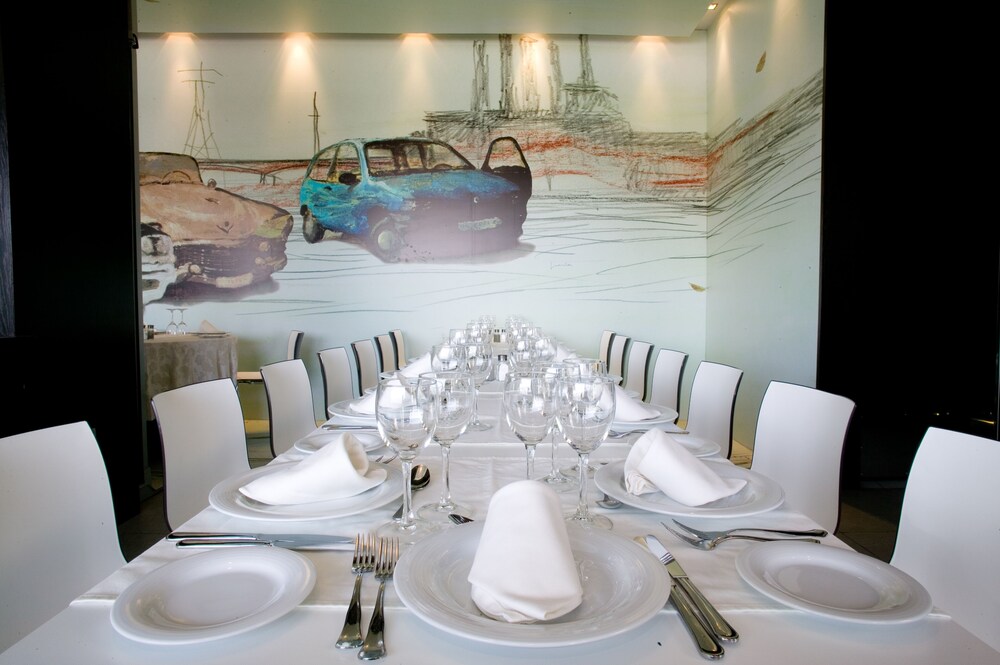 Hotel Abades Loja 30/33