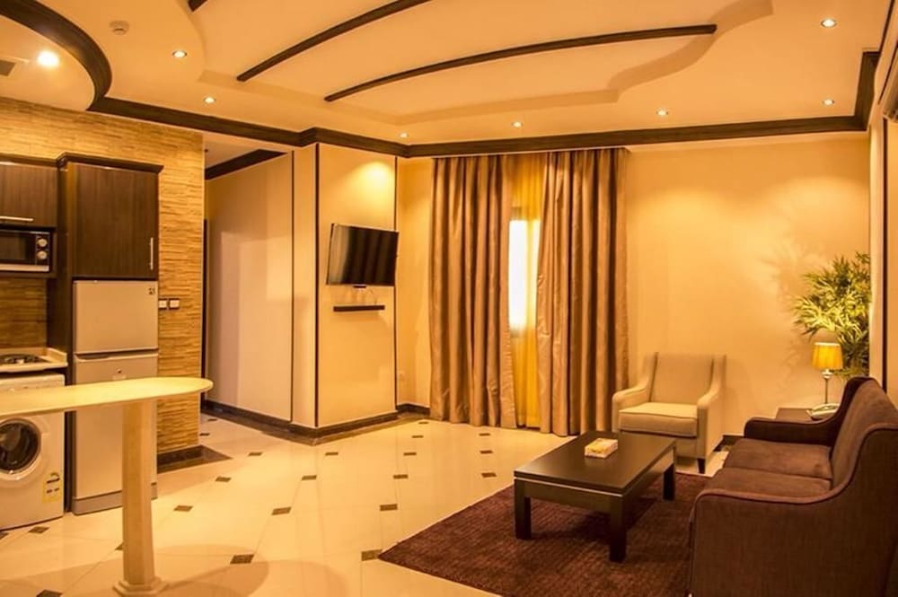 Lobby at Platinum Seventy Serviced Apartments, JEDDAH