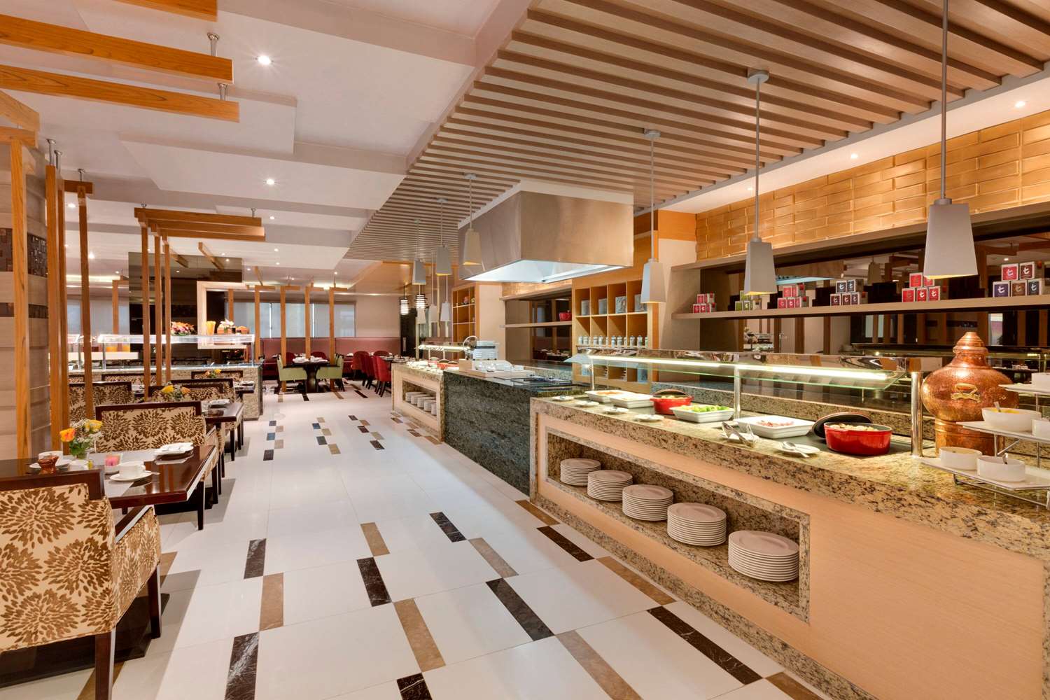 Ramada Hotel & Suites by Wyndham Amwaj Islands Manama 46/61