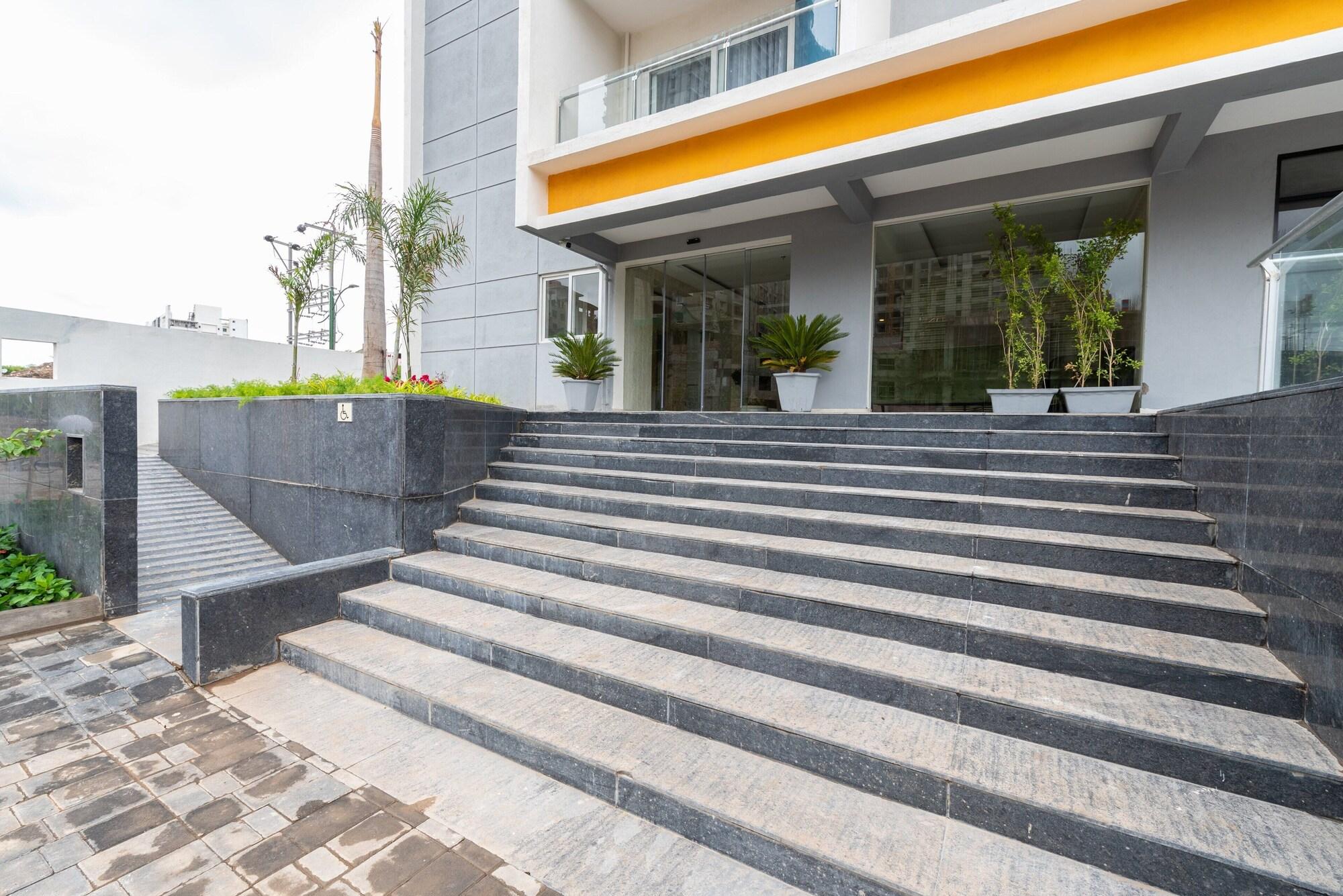 StayBird - B Suite, Business Hotel, Kharadi (ex I suite Beacon) 46/52
