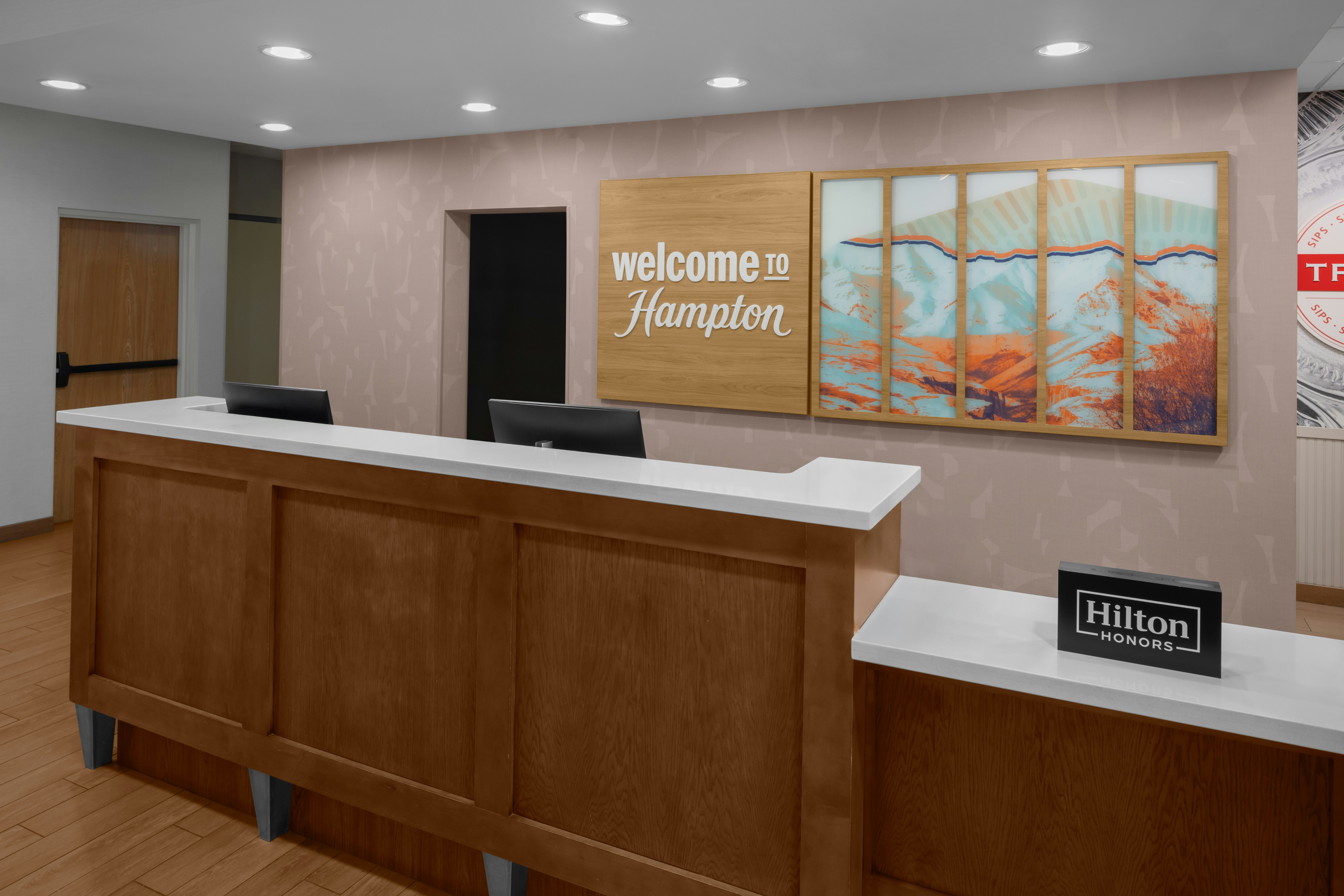 Hampton Inn & Suites Orem 5/43
