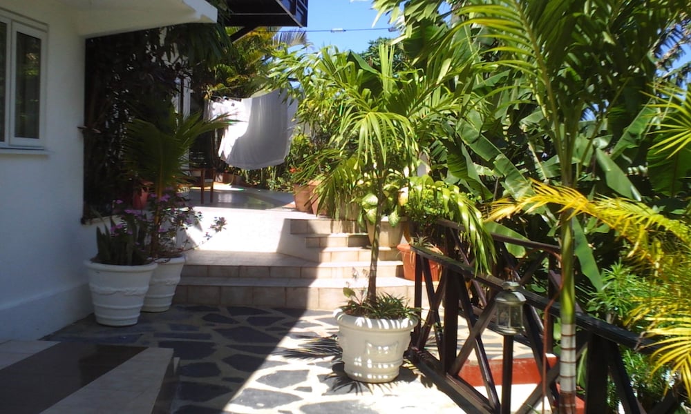 Chez Lorna 36/48