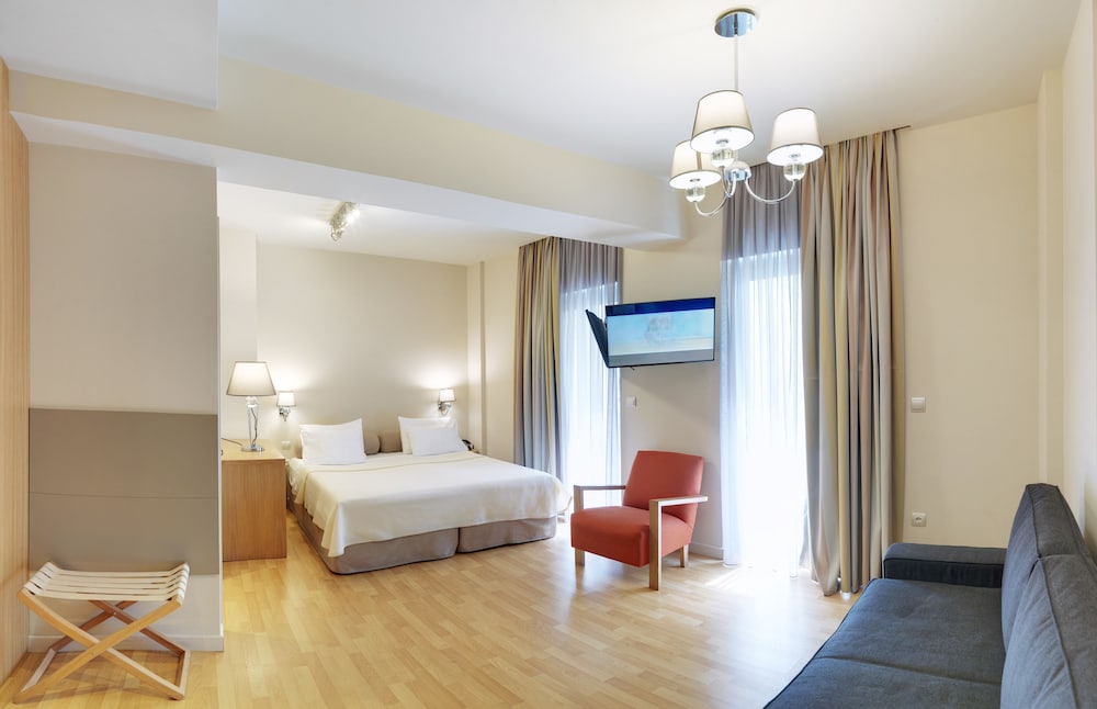 Phidias Piraeus Hotel 34/64