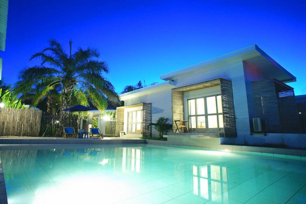 The Hideaway Resort 6/31