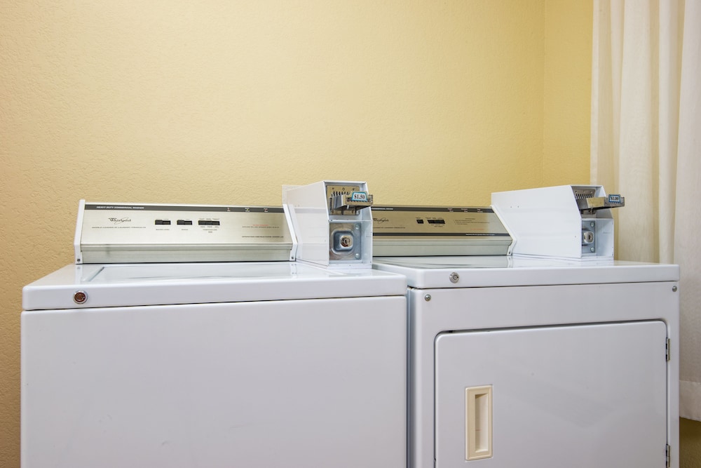Holiday Inn Express Hotel And Suites el Dorado Ks 24/52
