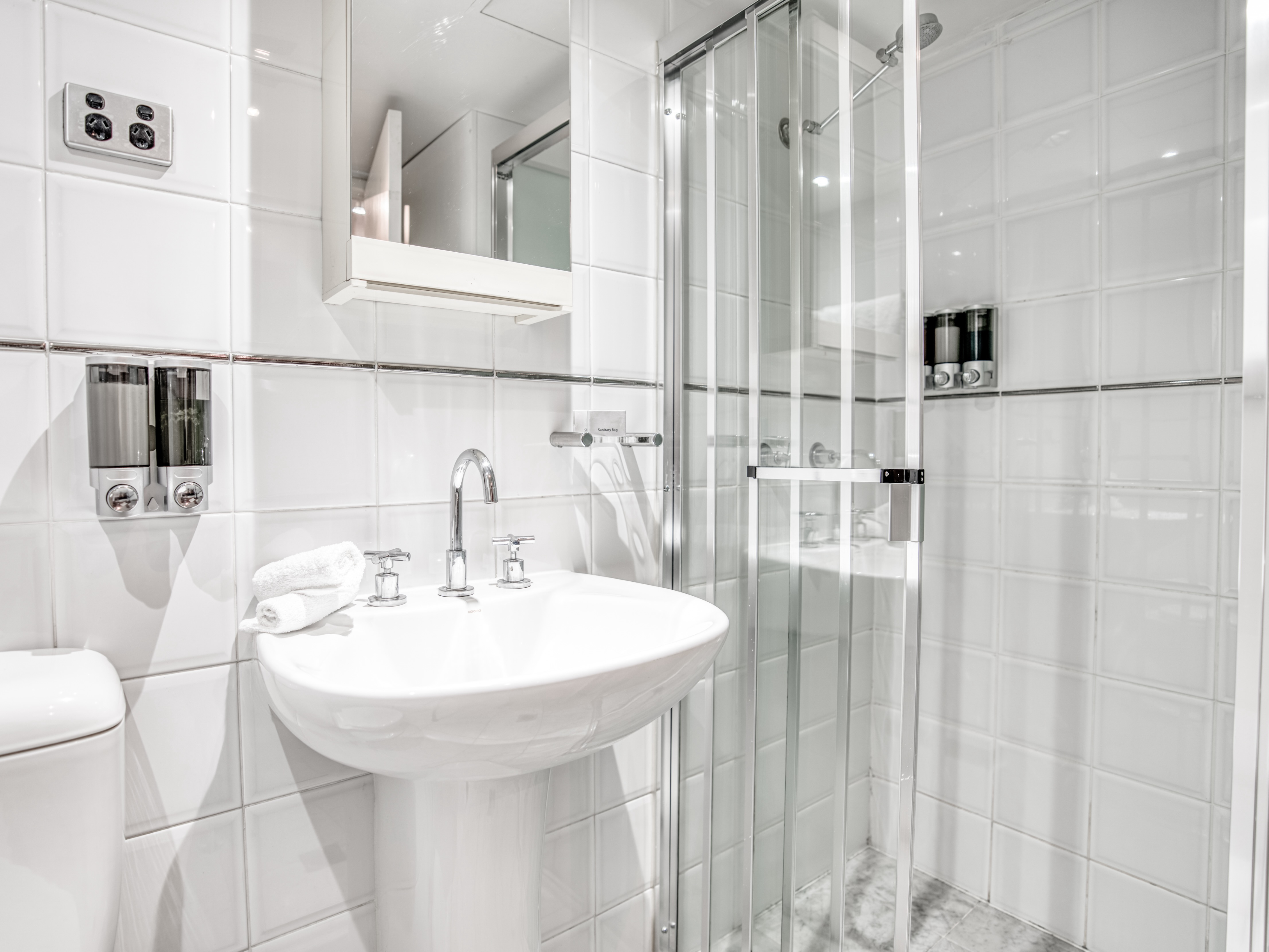 Park Regis Concierge Apartments 41/41