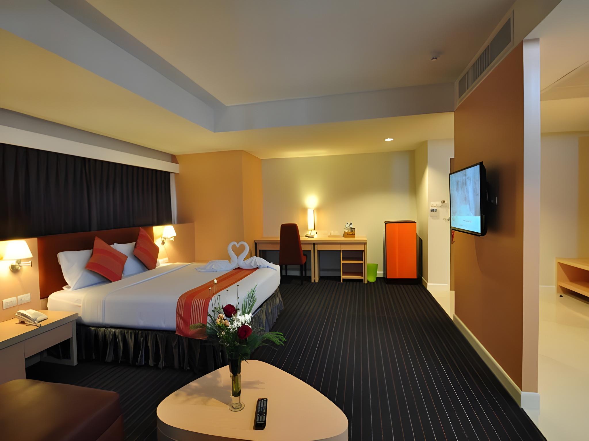 Deluxe, Double Bed